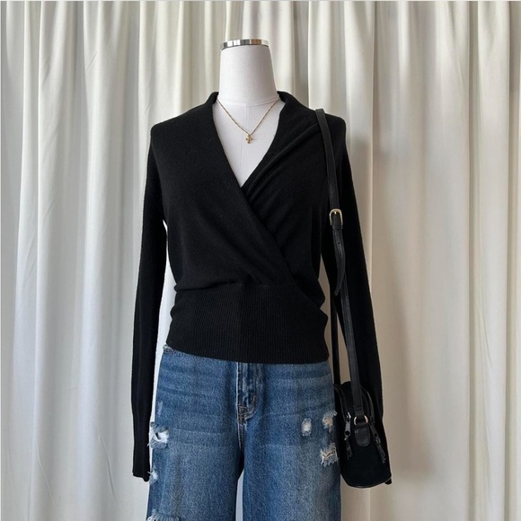 Black Misook 100% cashmere wrap sweater size XS. - Picture 1 of 8